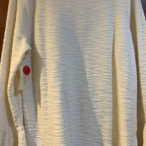 Ivory Bell Sleeve Top